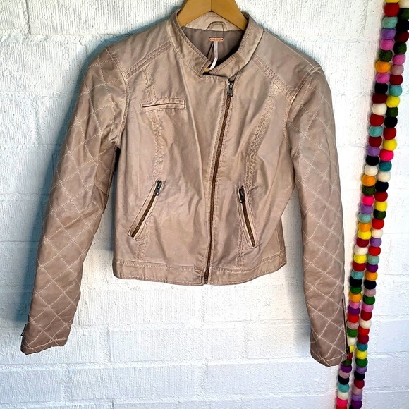 Free People Leather Vegan Pink Taupe Zip Up Moto Jacket sz 2 - Picture 2 of 7